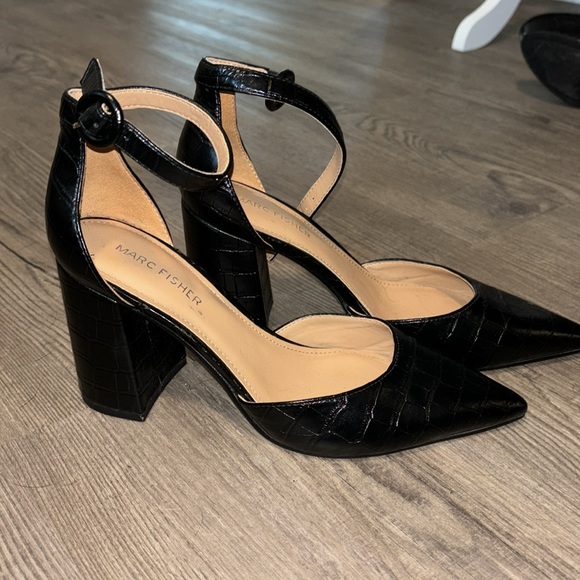 Marc Fisher Heels - Picture 2 of 3